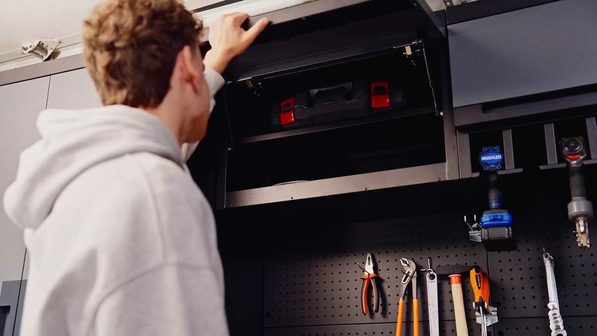 What Makes a Quality Garage Cabinet? 7 Features Worth Paying Attention To GarageBaseSystems™
